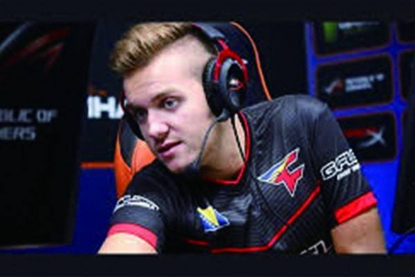 T1 击败 Movistar KOI 确保 2025 年全球总决赛的最后一个季后赛名额