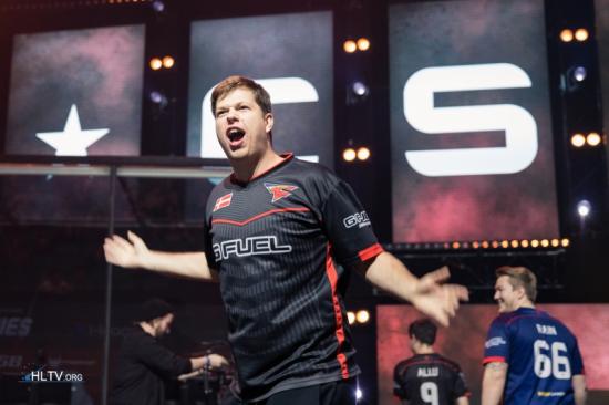 扑克中的应变能力（牌局中的适应力）